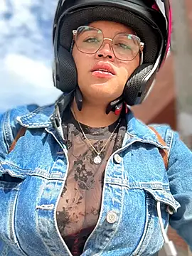 Outdoors-Mia_Khalifa – webcam-show