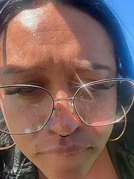 Outdoors-Mia_Khalifa Webcam-Show