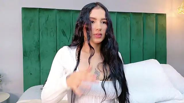 Ashley_Evans22 网络视讯表演