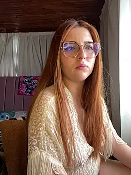 CoraVibes élő chatszobája