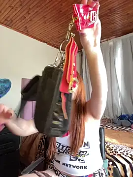 CoraVibesのウェブカメラショー