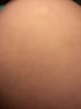 Chat soba uživo modela CoraVibes