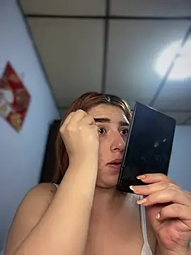 CoraVibes – Live XXX-chat