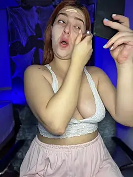 CoraVibes Chat XXX live