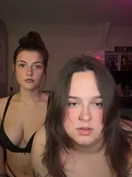 PixieXLun Chat XXX live