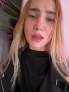 Show modela SugarDanger na web-kameri