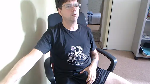 blueandwhite1 webcam show