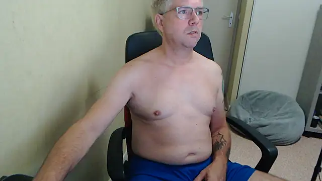blueandwhite1 webcam show