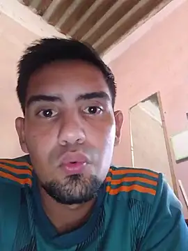 Show de NovinhoPassAguaslind na webcam
