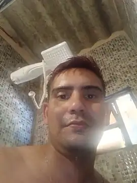 Show de NovinhoPassAguaslind na webcam