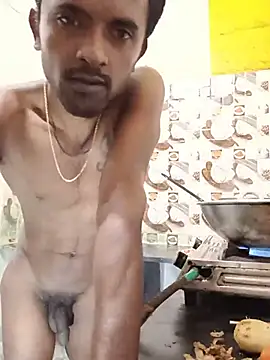 Master_Shiva: διαδικτυακό σόου στην κάμερα