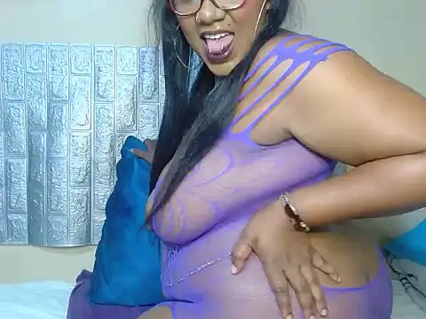 Fruity_Juices' Live XXX Chat
