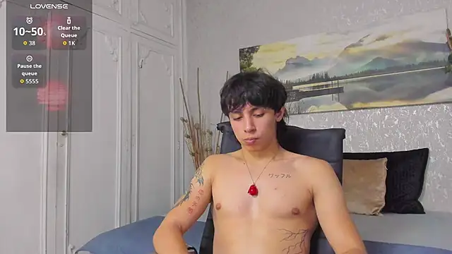 Show modela Tyler_durten na web-kameri