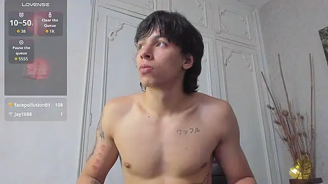 Show modela Tyler_durten na web-kameri