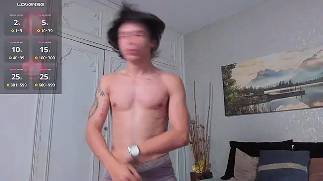 Show modela Tyler_durten na web-kameri