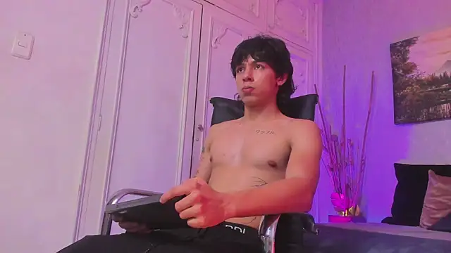 Tyler_durtenのウェブカメラショー