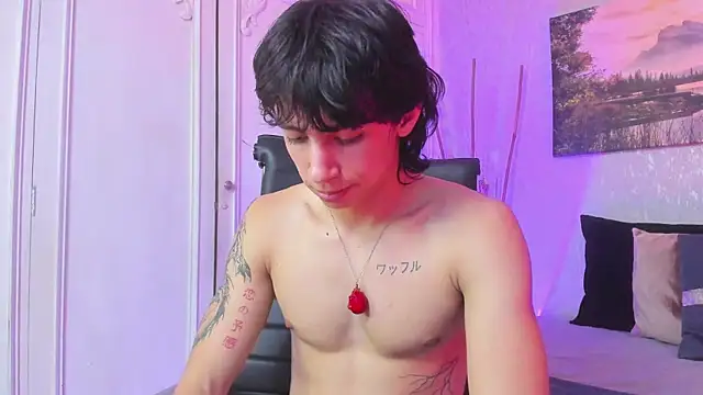 Tyler_durten Шоу с уебкамера