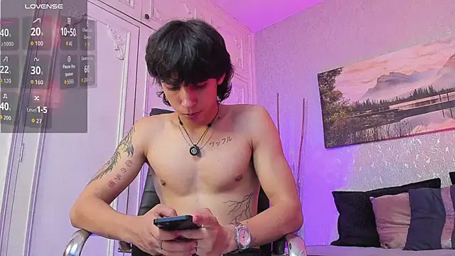 Pokazy przed kamerką – Tyler_durten