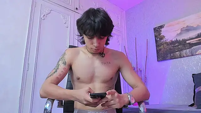 Tyler_durten Show in webcam