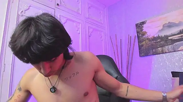 Show modela Tyler_durten na web-kameri