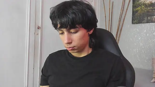 Pokazy przed kamerką – Tyler_durten