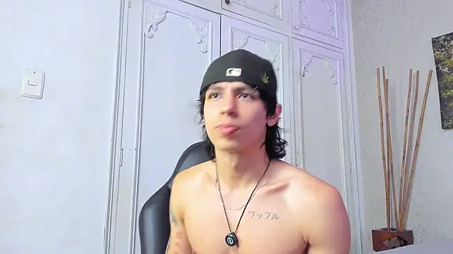 Tyler_durten Шоу с уебкамера