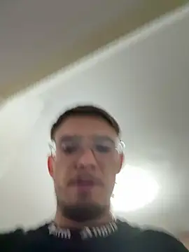 AndrewAndrew997n Webbikameraesitys