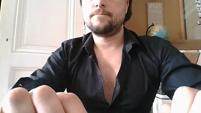 Titilouonlyf69 Pertunjukan Webcam