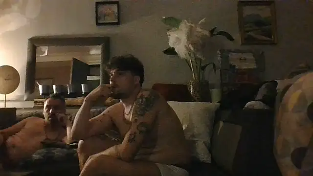 Titilouonlyf69's Webcam Show