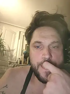 Titilouonlyf69 webkamerás műsora