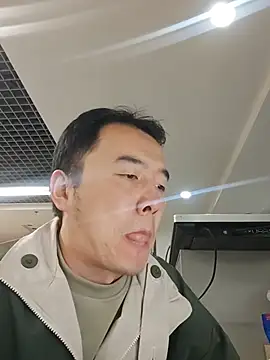 chinese_daddy Adlı Modelin Web Kamerası Şovu
