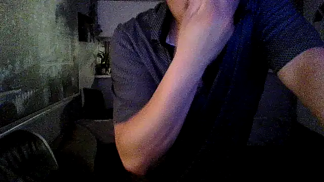 B3toBaby webkamerás műsora