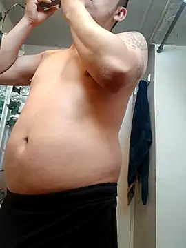 B3toBaby webkamerás műsora