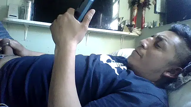 Show modela B3toBaby na web-kameri
