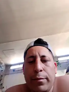 B3toBaby Show in webcam