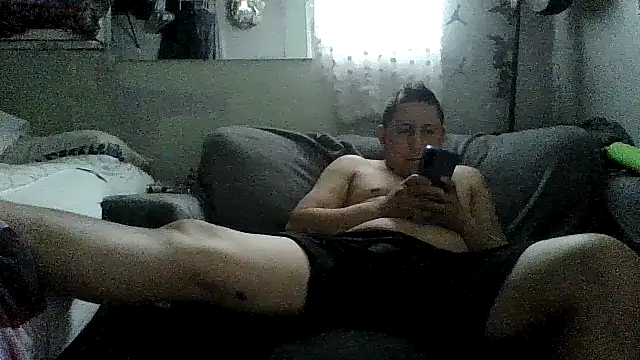 B3toBaby Show in webcam