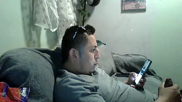 B3toBaby Show in webcam