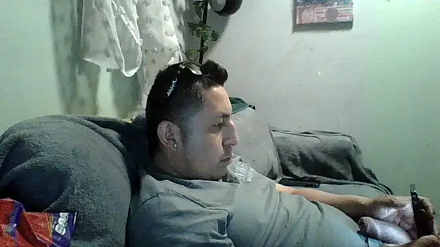 B3toBaby Show in webcam