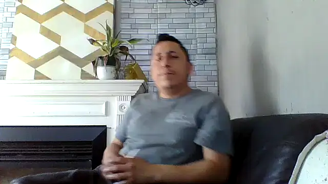 B3toBaby Show in webcam