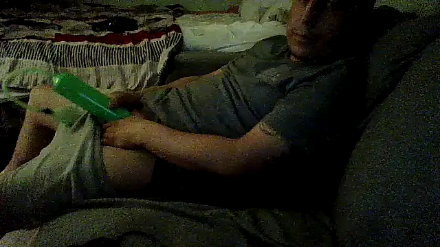 B3toBaby Show in webcam