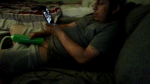 B3toBaby Show in webcam