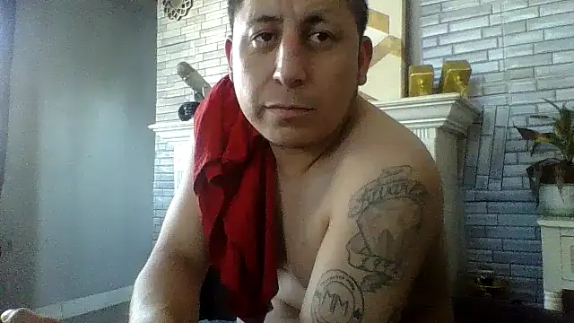 B3toBaby Show in webcam