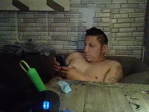B3toBaby Show in webcam