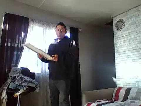 B3toBaby Show in webcam