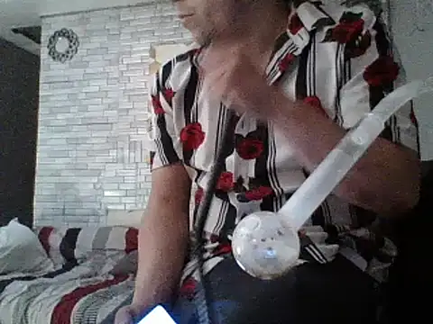 Pokazy przed kamerką – B3toBaby
