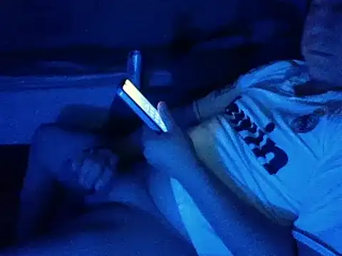 Pokazy przed kamerką – Badboibeto