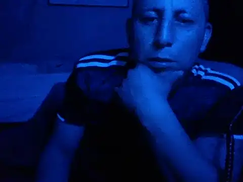 Pokazy przed kamerką – Badboibeto