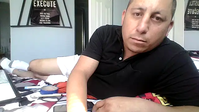 Badboibeto webcam show