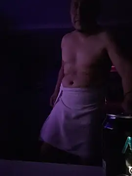 Pokazy przed kamerką – Badboibeto