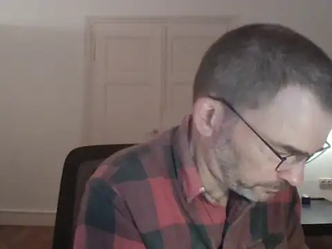 הופעת וובקאם של stallionrider88